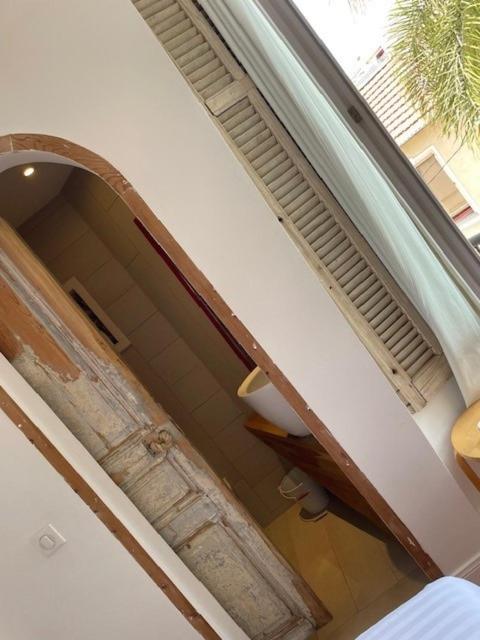 De La Pinede 3*